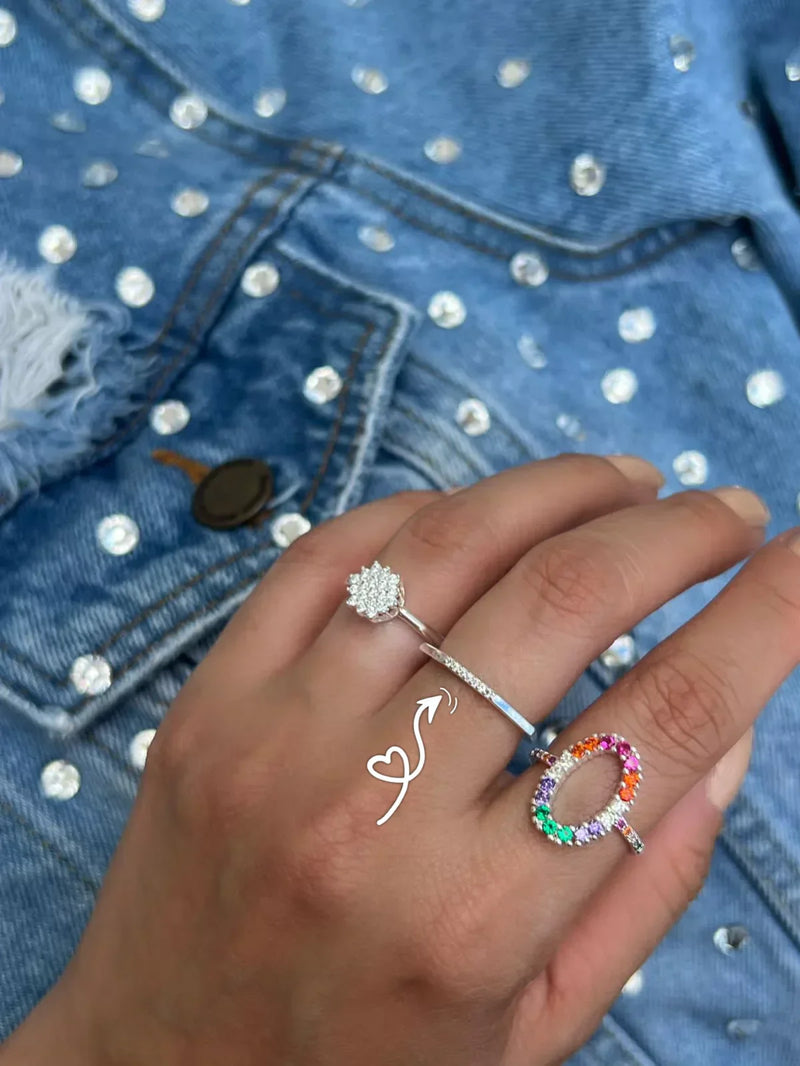 Anel com Filete com Zircônia Cristal em Prata 925